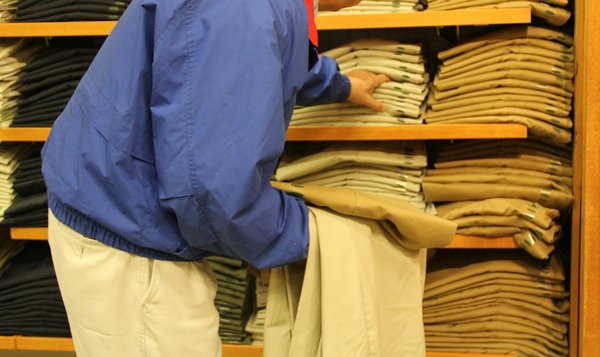 Pantalon velours homme : confort et style pour chaque occasion