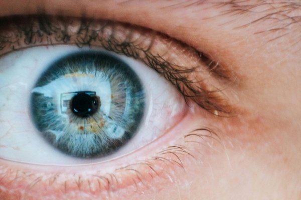 Lentilles bleues optiques : découvrez toutes les nuances !